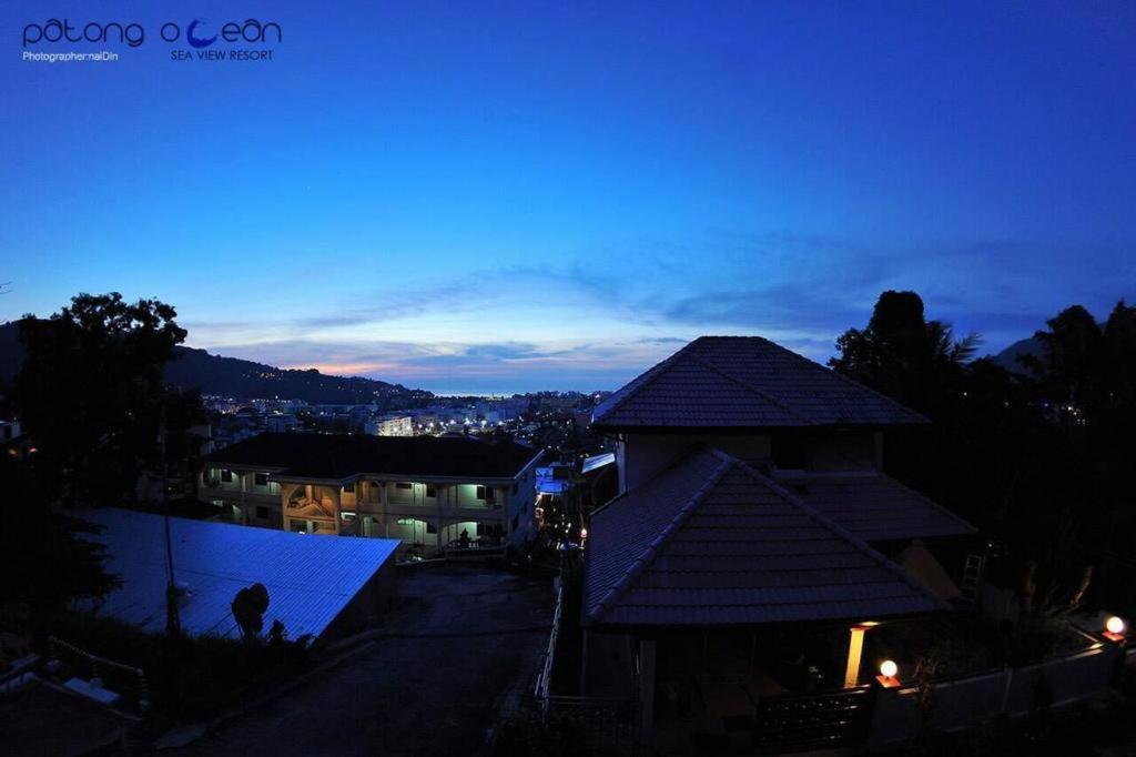 Aksarai Hotel Patong Bagian luar foto